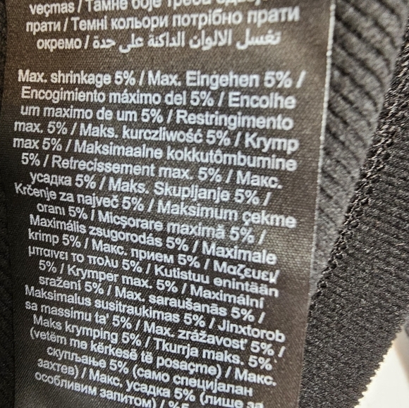 VERO Moda size XS black mock neck long-sleeved sweater NWOT - Picture 6 of 7